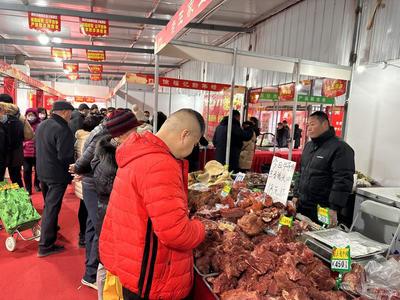 西安首屆名特優菜籃子展銷會開幕 農副產品豐富市民餐桌